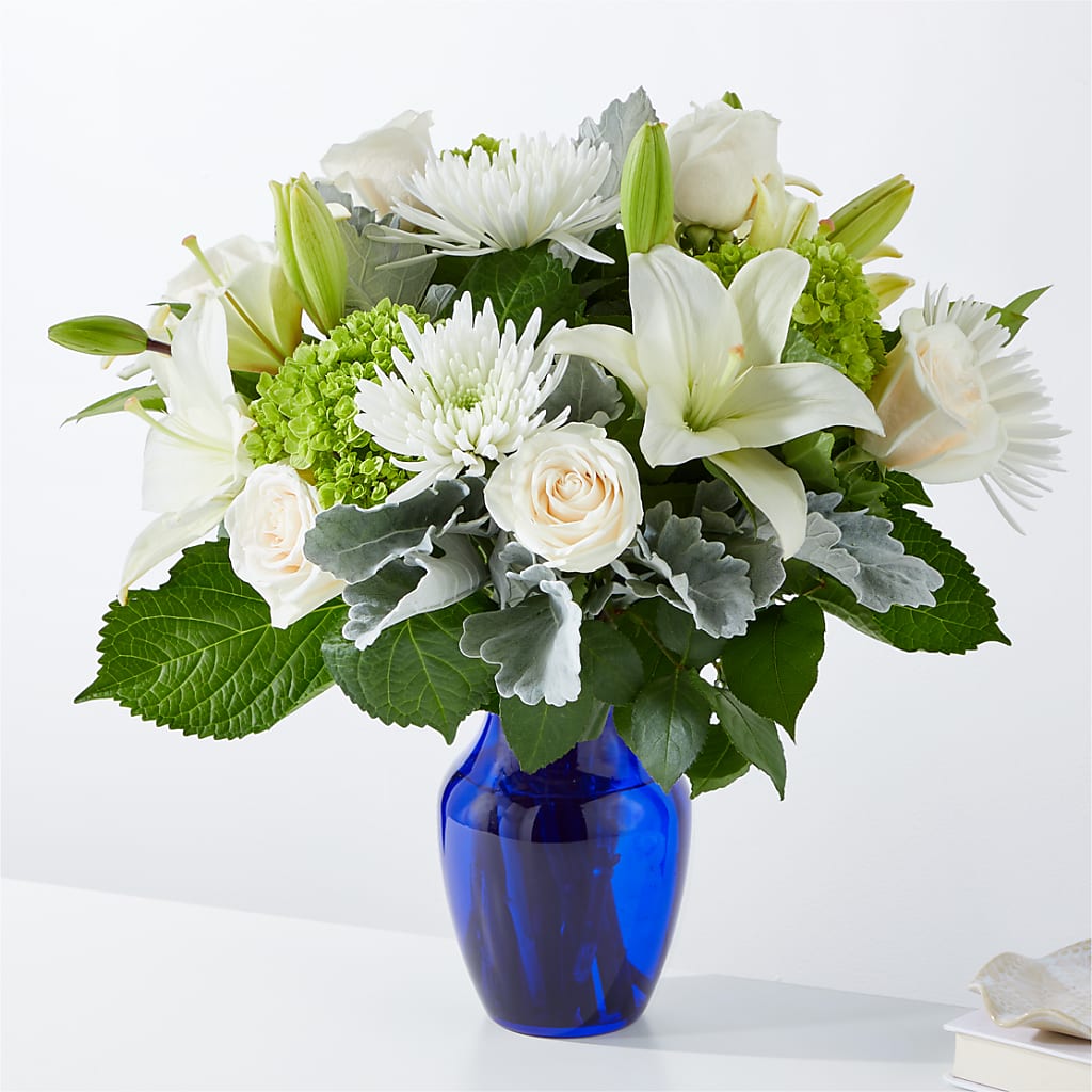 Snowy Dreams Bouquet – Sahotra Floral Company Llc, Albuquerque NM