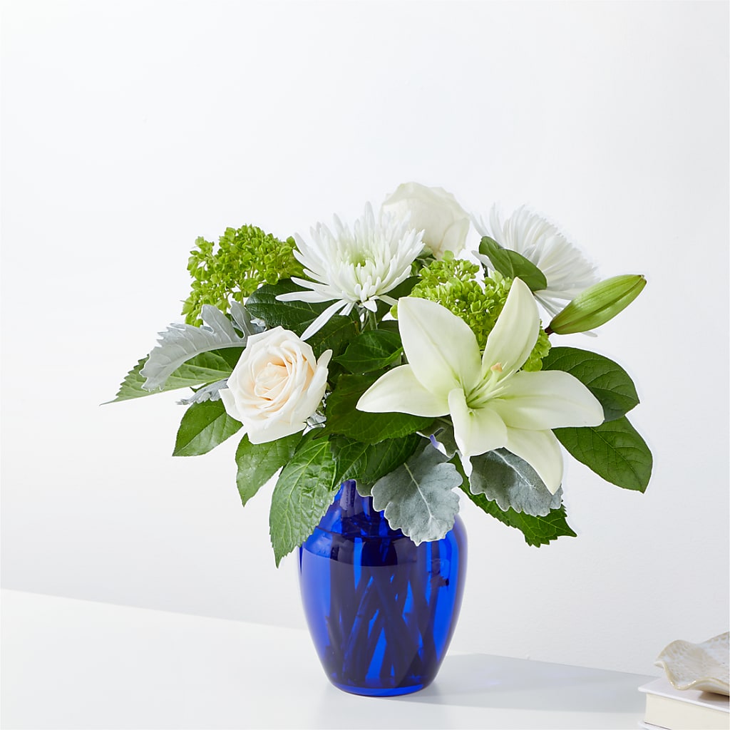 Snowy Dreams Bouquet – Sahotra Floral Company Llc, Albuquerque NM
